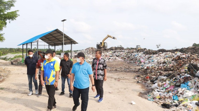 Anwar Sadat Tegaskan Komitmen Pemkab Atasi Darurat Sampah